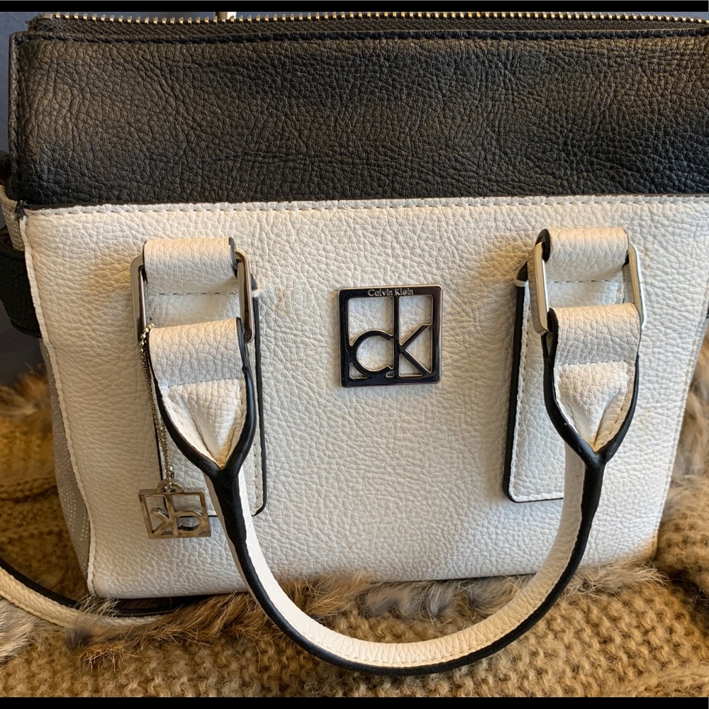 Crossbody Bag - Picture 8 of 10